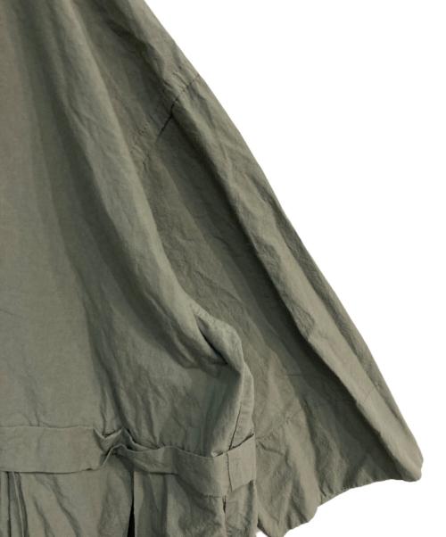 Veritecoeur（ヴェリテクール）Veritecoeur (ヴェリテクール) ボックスタックワンピース　VC-1694 カーキ サイズ:Freeの古着・服飾アイテム