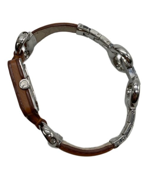 GUCCI（グッチ）GUCCI (グッチ) スクエア型 リストウォッチ　1921コレクション　130.5の古着・服飾アイテム