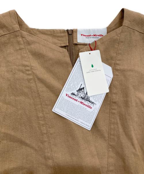 VINCENT ET MIREILLE（ヴァンソンエミレイユ）Vincent et Mireille (ヴァンソンエミレイユ) ショートスリーブ ロンパース　3626-499-2582 ベージュ サイズ:Free 未使用品の古着・服飾アイテム