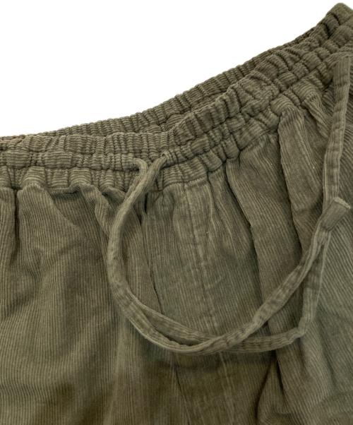 Vas-y Lentement（ヴァジー ラントマン）Vas-y Lentement (ヴァジー ラントマン) コーデュロイパンツ カーキ サイズ:Mの古着・服飾アイテム