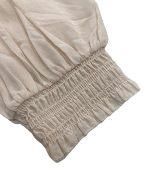 ANAYI（アナイ）ANAYI (アナイ) フリルブラウス　102127-13-030 ベージュ サイズ:38 未使用品の古着・服飾アイテム