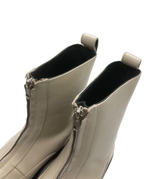 Caminando（カミナンド）Caminando (カミナンド) CENTER ZIP SHORT BOOTS ベージュ サイズ:8の古着・服飾アイテム