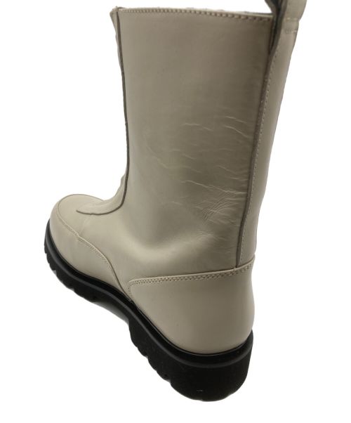 Caminando（カミナンド）Caminando (カミナンド) CENTER ZIP SHORT BOOTS ベージュ サイズ:8の古着・服飾アイテム