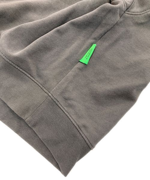 WILLY CHAVARRIA（ウィリーチャバリア）WILLY CHAVARRIA (ウィリーチャバリア) クルーネックスウェット グレー サイズ:Lの古着・服飾アイテム