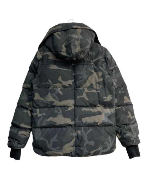 CANADA GOOSE（カナダグース）CANADA GOOSE (カナダグース) MacMillan Parka カモブラック×ネイビー サイズ:Mの古着・服飾アイテム