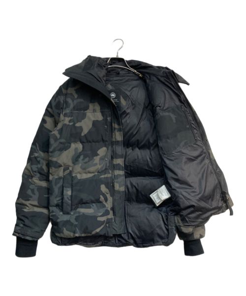 CANADA GOOSE（カナダグース）CANADA GOOSE (カナダグース) MacMillan Parka カモブラック×ネイビー サイズ:Mの古着・服飾アイテム