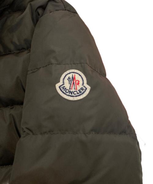 MONCLER（モンクレール）MONCLER (モンクレール) ダウンコート　FLAMME GIUBBOTTO　32093499290554155　コミックラベル カーキの古着・服飾アイテム