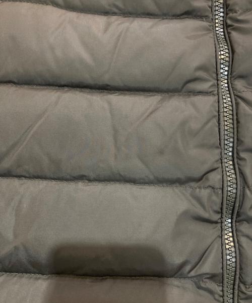 MONCLER（モンクレール）MONCLER (モンクレール) ダウンコート　FLAMME GIUBBOTTO　32093499290554155　コミックラベル カーキの古着・服飾アイテム