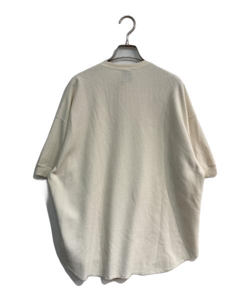 DAIWA PIER39（ダイワ ピア39）DAIWA PIER39 (ダイワ ピア39) TECH THERMAL HENLEY S/S　BE-39024 アイボリー サイズ:Mの古着・服飾アイテム