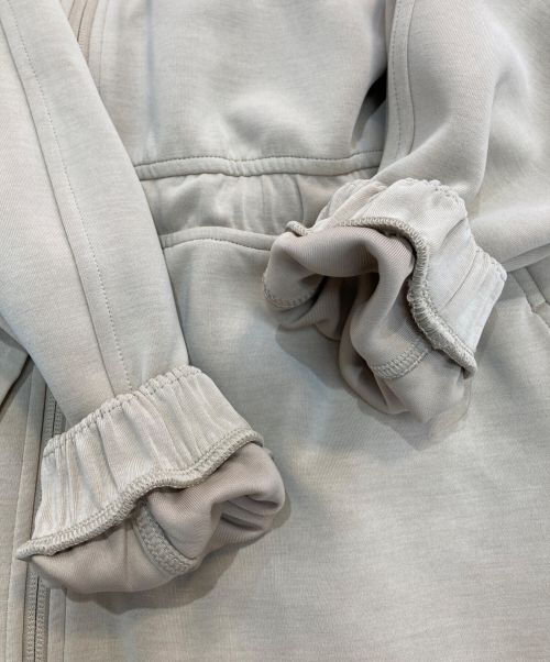 LULULEMON（ルルレモン）LULULEMON (ルルレモン) Cinch-Waist Softstreme Jacket ベージュ サイズ:5の古着・服飾アイテム