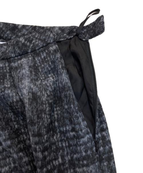 Leilian（レリアン）Leilian (レリアン) タイトスカート グレー サイズ:9の古着・服飾アイテム