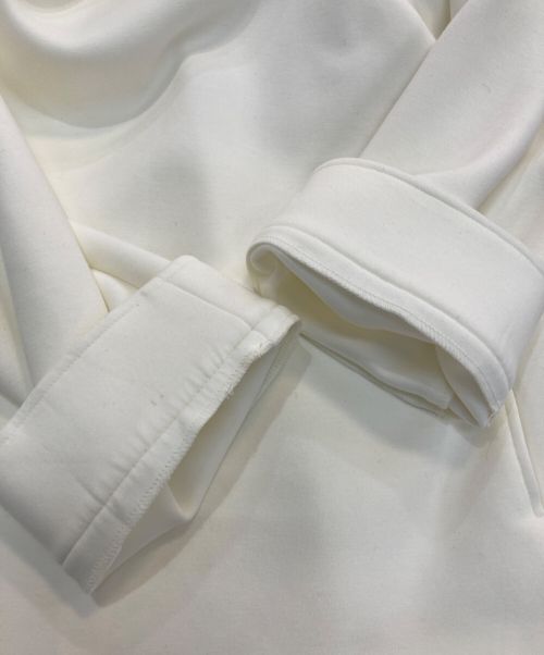 INDIVI（インディヴィ）INDIVI (インディヴィ) エアーダンボールジャージフーデットコート　127-92706 ホワイト サイズ:12 未使用品の古着・服飾アイテム