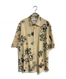TheOpen Product（ザ オープンプロダクト）の古着「フラワープリント オーバーシャツ　1616-343-0377」｜ベージュ×ブラック