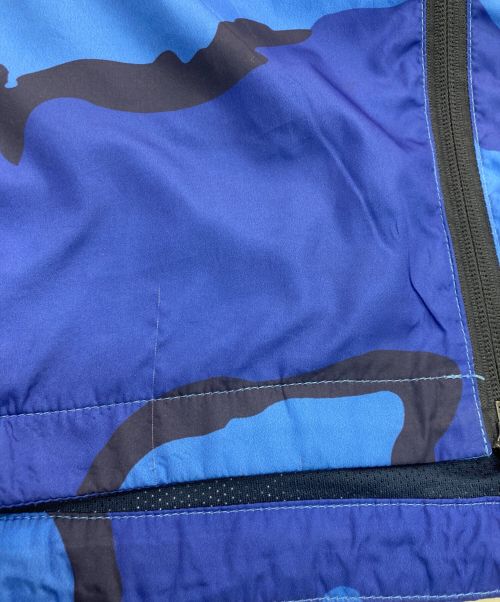 F.C.R.B.（エフシーレアルブリストル）F.C.R.B. (エフシーアールビー) CAMOUFLAGE PRACTICE JACKET　FCRB-167013 ブルー サイズ:Lの古着・服飾アイテム