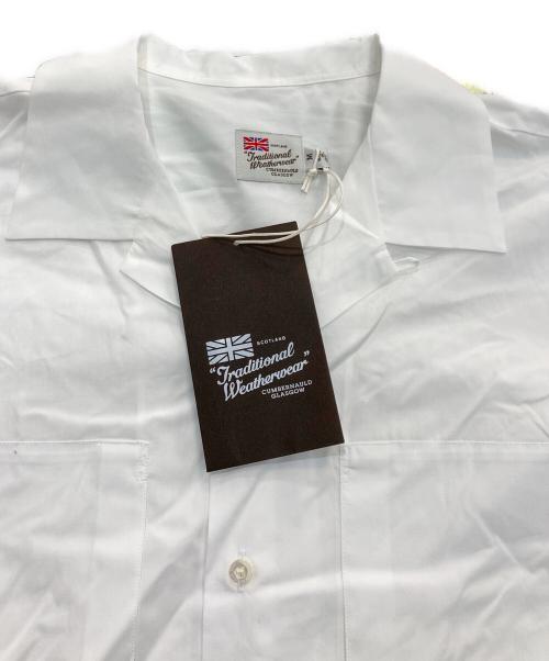Traditional Weatherwear（トラディショナルウェザーウェア）Traditional Weatherwear (トラディショナルウェザーウェア) UNION SHORT SLEEVE SHIRT ホワイト サイズ:Mの古着・服飾アイテム