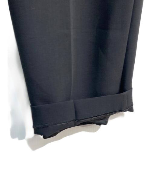 OHGA（オオガ）OHGA (オオガ) ドロストタックパンツ 25SS　OHGA-4036 グレー サイズ:Mの古着・服飾アイテム