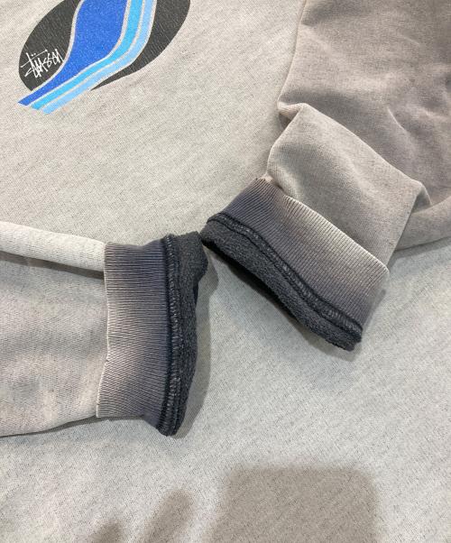 stussy（ステューシー）stussy (ステューシー) クルーネックスウェット　紺タグ 90‘s グレー サイズ:Mの古着・服飾アイテム