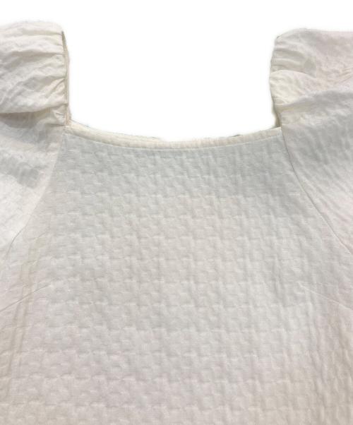 Gypsohila（ジプソフィア）Gypsohila (ジプソフィア) Gypsohila Jacquard Puff Shoulder ベージュ サイズ:Freeの古着・服飾アイテム