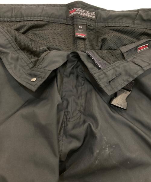 FUBU（フブ）FUBU (フブ) ナイロンパンツ　FBM54100C ブラック サイズ:36の古着・服飾アイテム