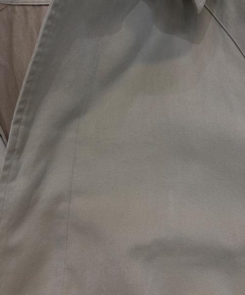 COMOLI（コモリ）COMOLI (コモリ) コットンギャバ バルカラーコート　24AW　A03-04002 ベージュ サイズ:2の古着・服飾アイテム