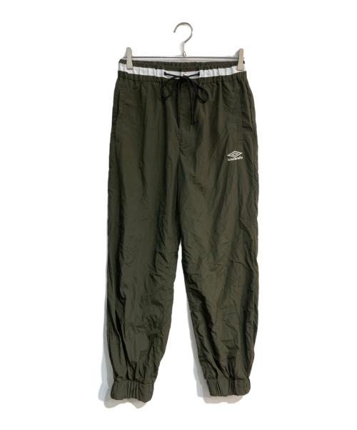 UMBRO（アンブロ）UMBRO (アンブロ) BELPER (ベルパー) M TO R (ムウトアール) ナイロンパンツ　MYS-54000-A カーキ サイズ:Mの古着・服飾アイテム