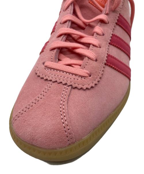 adidas Originals（アディダスオリジナル）adidas Originals (アディダスオリジナル) BERMUDA W　IH0302 ピンク サイズ:26.5cm 未使用品の古着・服飾アイテム
