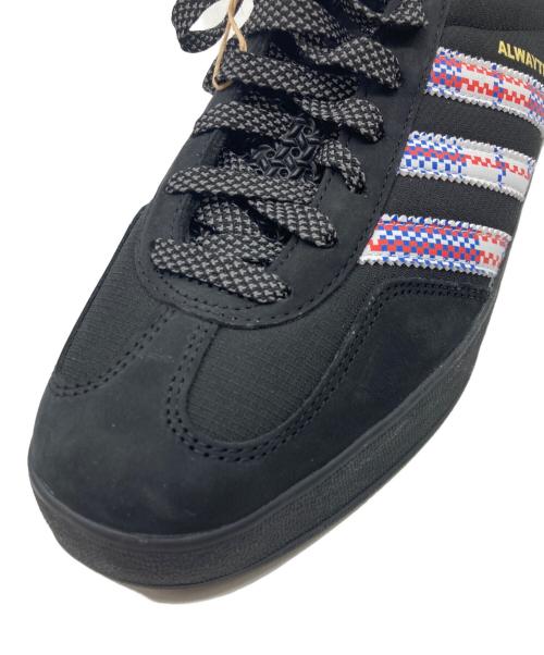 adidas Originals（アディダスオリジナル）adidas Originals (アディダスオリジナル) GAZELLE INDOOR ALWAYTH CBLACK/SUPCOL/CWHITE　IH7609 ブラック サイズ:26cmの古着・服飾アイテム