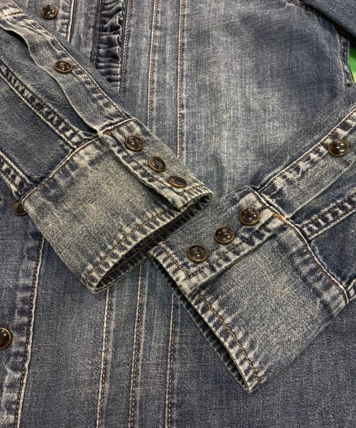 Saint Laurent Paris（サンローランパリ）Saint Laurent Paris (サンローランパリ) ウォッシュ加工ピンタック デニムシャツ　663871 Y24AA インディゴ サイズ:Mの古着・服飾アイテム