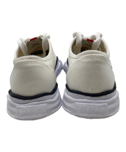 Maison MIHARA YASUHIRO（メゾン ミハラ ヤスヒロ）Maison MIHARA YASUHIRO (メゾン ミハラ ヤスヒロ) BAKER original sole canvas lowcut sneaker　A02FW704 アイボリー サイズ:43の古着・服飾アイテム