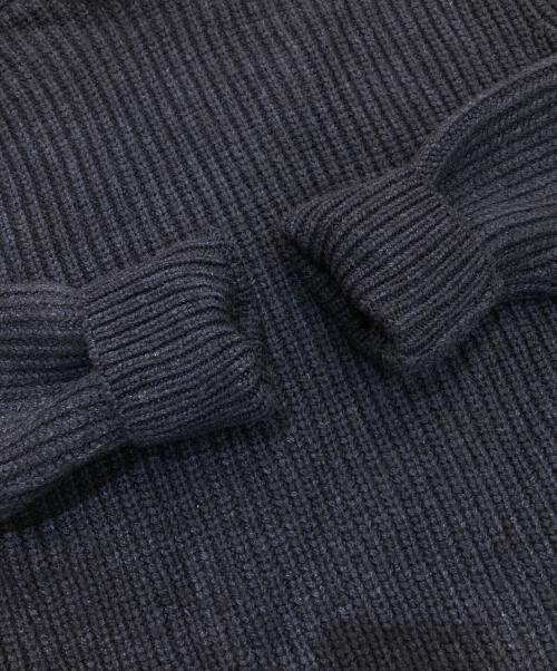 BOSS（ボス）BOSS (ボス) ハイネックニット　6001269 50482311 ネイビー サイズ:Mの古着・服飾アイテム