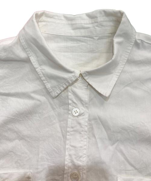 JOURNAL STANDARD relume（ジャーナルスタンダード レリューム）JOURNAL STANDARD relume (ジャーナルスタンダード レリューム) Lar×relume  刺繍シャツ　25SS　25050462716010 ホワイト サイズ:Freeの古着・服飾アイテム