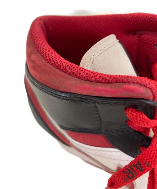 NIKE（ナイキ）NIKE (ナイキ) AIR JORDAN1 MID ブラック×レッド サイズ:27.5cmの古着・服飾アイテム