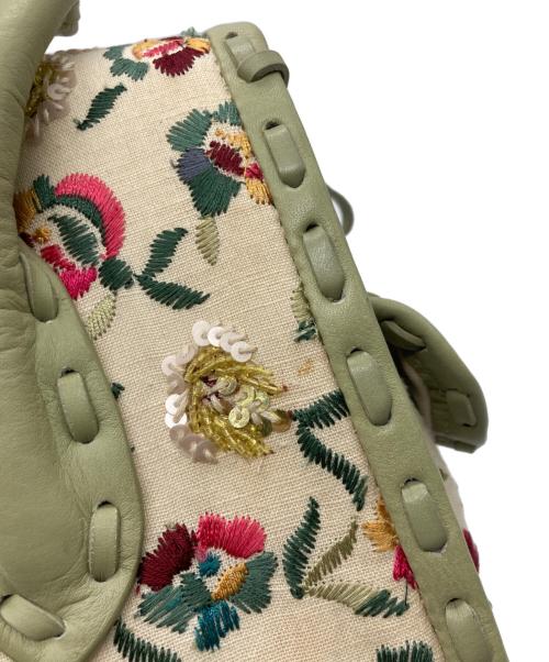 Carving Tribes（カービングトライブス）CARVING TRIBES (カービングトライブス) MS 配色フラワー刺繍バッグ グリーン サイズ:-の古着・服飾アイテム