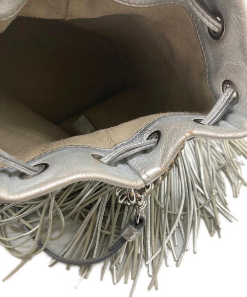 J&M DAVIDSON（ジェイ＆エム デヴィッドソン）J&M DAVIDSON (ジェイ＆エム デヴィッドソン) MINI FRINGE CARNIVAL シルバー サイズ:-の古着・服飾アイテム