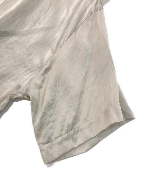 ebure（エブール）EBURE (エブール) ウォッシャブルシルク Tブラウス ベージュ サイズ:Mの古着・服飾アイテム