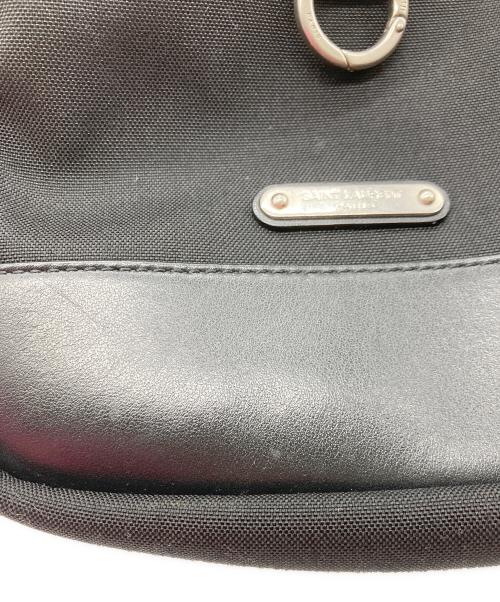Saint Laurent Paris（サンローランパリ）Saint Laurent Paris (サンローランパリ) リビングトンショルダーバッグ ブラックの古着・服飾アイテム