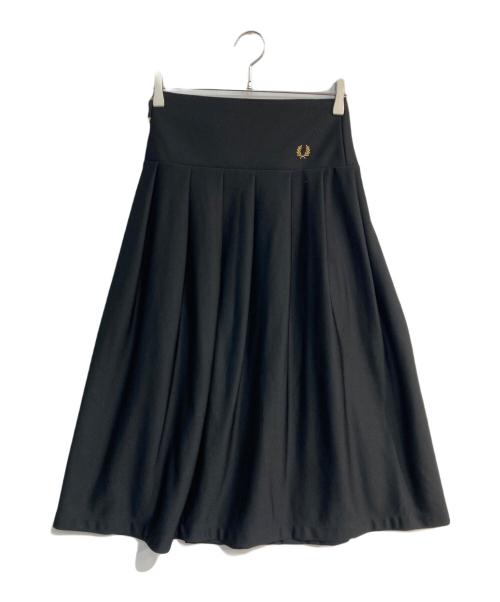 FRED PERRY（フレッドペリー）FRED PERRY (フレッドペリー) Taped Pleated Skirt　E4104 ブラック サイズ:UK6の古着・服飾アイテム