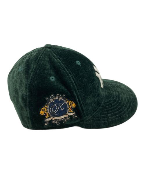 KITH（キス）KITH (キス) New Era (ニューエラ) ベロアキャップ グリーンの古着・服飾アイテム