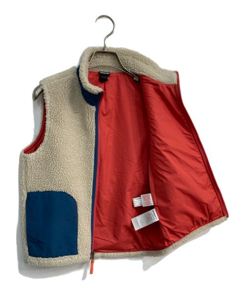 Patagonia（パタゴニア）Patagonia (パタゴニア) キッズ・レトロX・ベスト　65619　キッズ規格 ベージュ サイズ:Mの古着・服飾アイテム