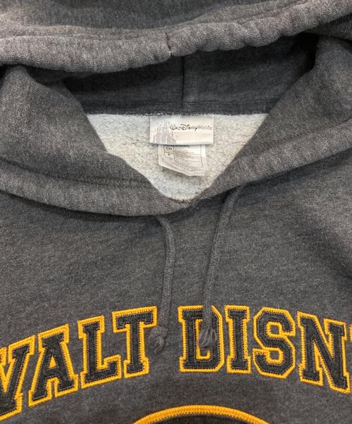 DISNEY（ディズニー）Disney (ディズニー) プルオーバーパーカー グレー サイズ:Sの古着・服飾アイテム