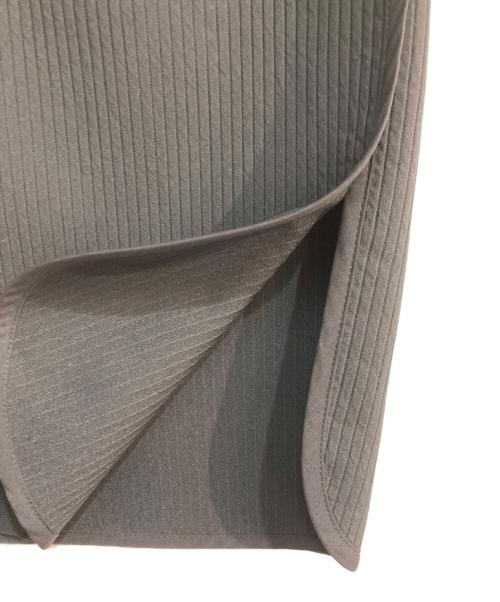 feeripue（フィーリック）feeripue (フィーリック) キルトラーレヘムラインスカート B0242FFS070 ブラック サイズ:2の古着・服飾アイテム