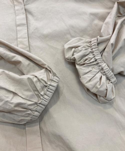 UNITED ARROWS TOKYO（ユナイテッドアローズトウキョウ）UNITED ARROWS TOKYO (ユナイテッドアローズトウキョウ) シャツワンピース　1526-162-3523 ベージュ サイズ:38の古着・服飾アイテム