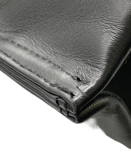 ear PAPILLONNER（イアパピヨネ）ear PAPILLONNER (イアパピヨネ) ペったんワンハンドルバッグ ブラックの古着・服飾アイテム