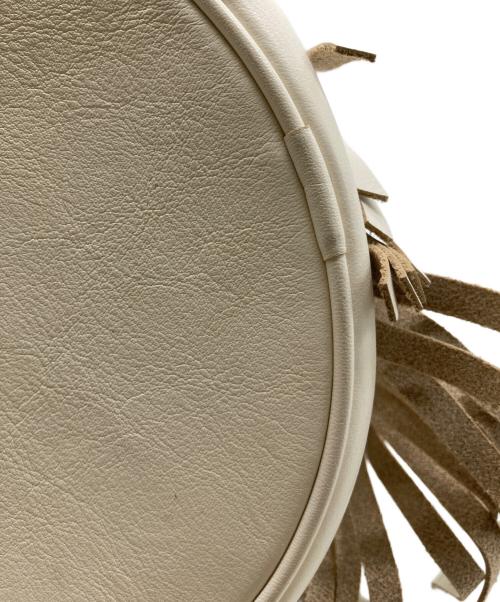 J&M DAVIDSON（ジェイ＆エム デヴィッドソン）J&M DAVIDSON (ジェイ＆エム デヴィッドソン) ショルダー M CARNIVAL ホワイトの古着・服飾アイテム