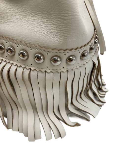 J&M DAVIDSON（ジェイ＆エム デヴィッドソン）J&M DAVIDSON (ジェイ＆エム デヴィッドソン) ショルダー M CARNIVAL ホワイトの古着・服飾アイテム