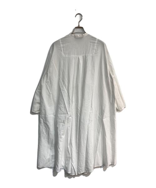 mizuiro-ind（ミズイロインド）mizuiro-ind (ミズイロインド) バンドカラーシャツワンピース ホワイト サイズ:Freeの古着・服飾アイテム
