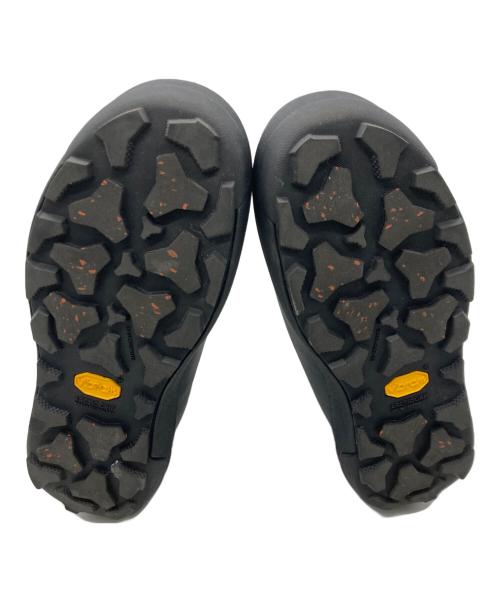 DESCENTE（デサント）DESCENTE (デサント) DTRACE UNC MID AGAT ブラック サイズ:24㎝の古着・服飾アイテム