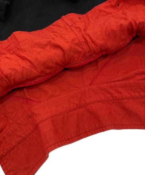 Maison MIHARA YASUHIRO（メゾン ミハラ ヤスヒロ）Maison MIHARA YASUHIRO (メゾン ミハラ ヤスヒロ) Distressed Hoodie　汚れ加工　A10HD591 ブラック×レッド サイズ:46の古着・服飾アイテム