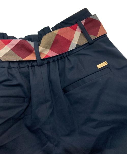 BLUE LABEL CRESTBRIDGE（ブルーレーベルクレストブリッジ）BLUE LABEL CRESTBRIDGE (ブルーレーベルクレストブリッジ) チェックベルトワイドパンツ ネイビー サイズ:M 未使用品の古着・服飾アイテム