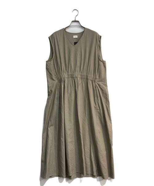 URBAN RESEARCH DOORS（アーバンリサーチドアーズ）URBAN RESEARCH DOORS (アーバンリサーチドアーズ) フロントギャザージャンパースカート　DR44-26E101 ベージュ サイズ:M 未使用品の古着・服飾アイテム